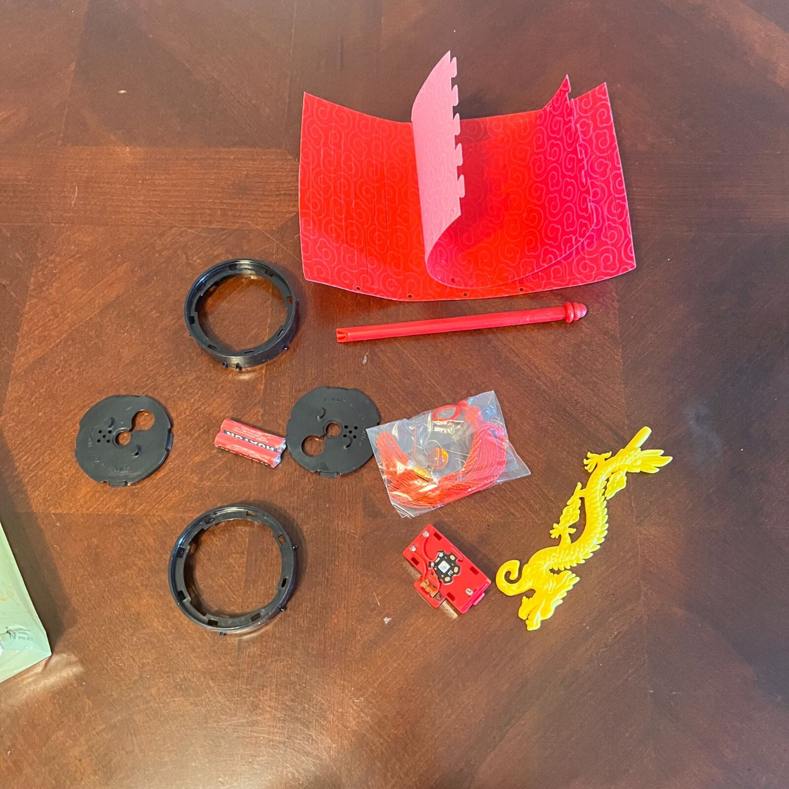 DIY Chinese Lantern Kit With Colorful Components & Dragon Decoration set of 2