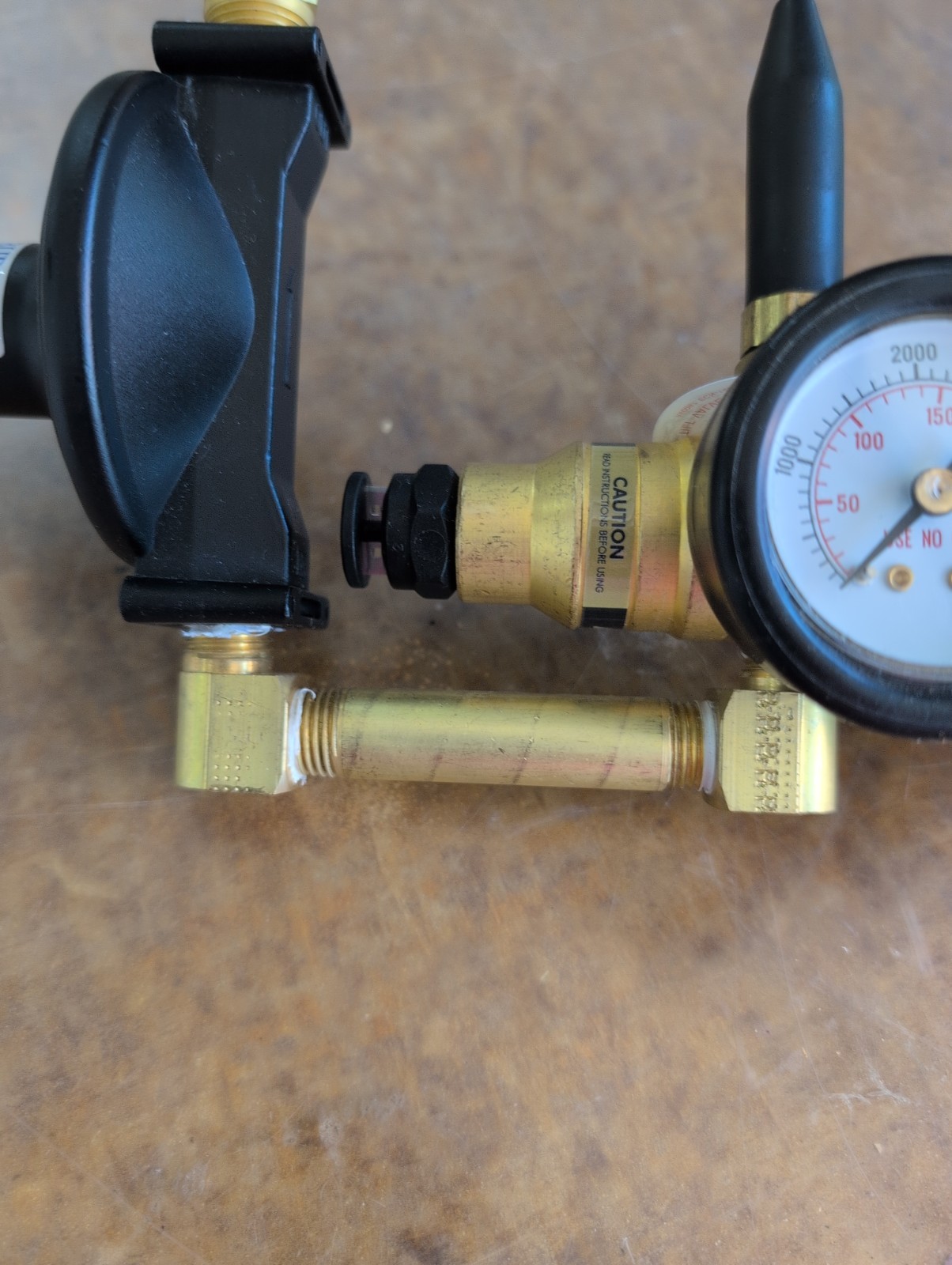 BURTON Model FIB-3630 2-Way Helium Balloon Inflator Regulator