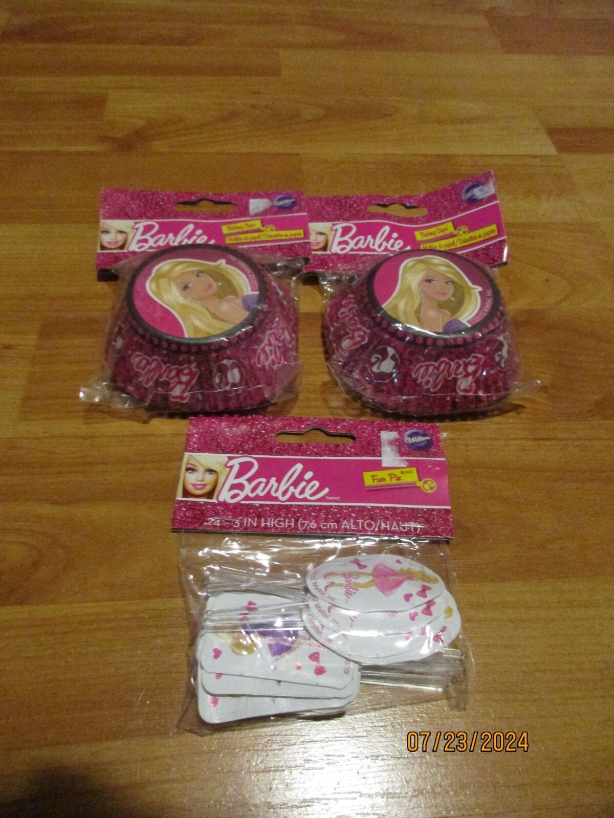 Barbie Standard Size Cupcake Baking Party Cups & Picks 2012 Wilton NOS