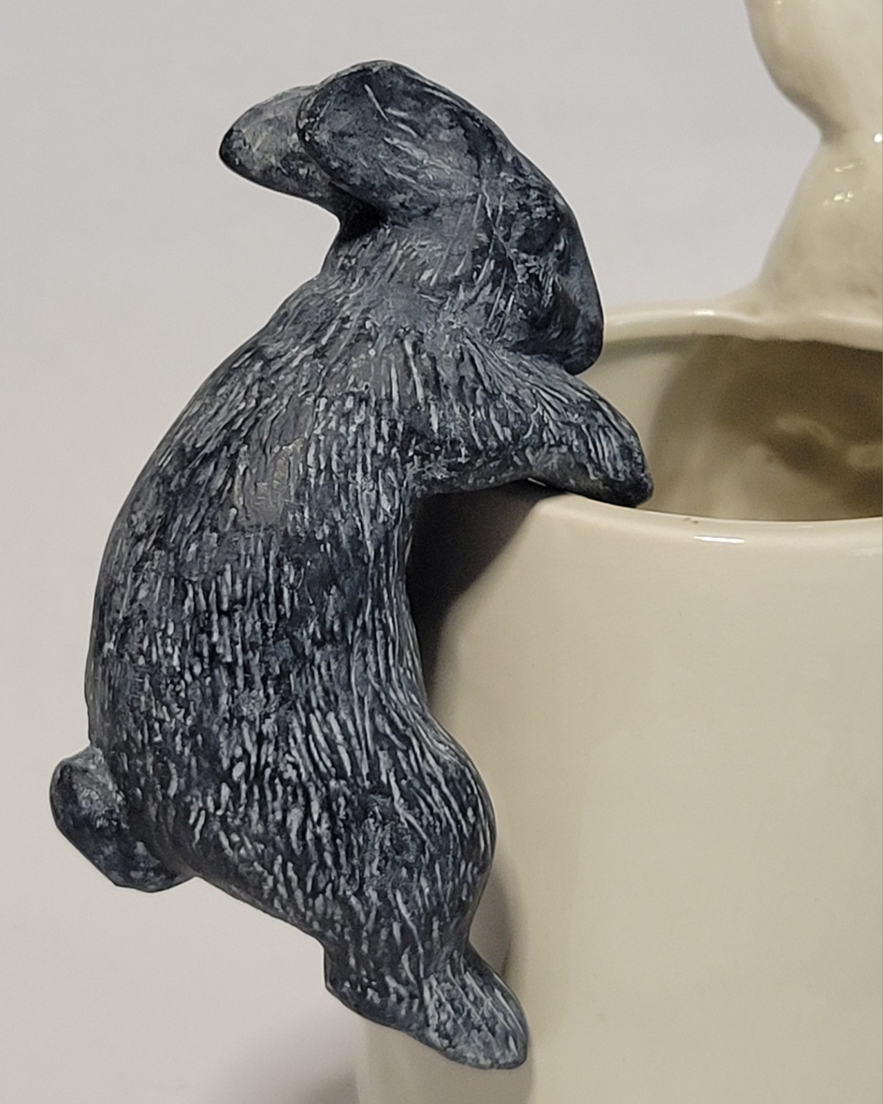 VTG Hen-Feathers Co Bunny Rabbit Pot Hanger Planter Sitter Bonded Marble Grey