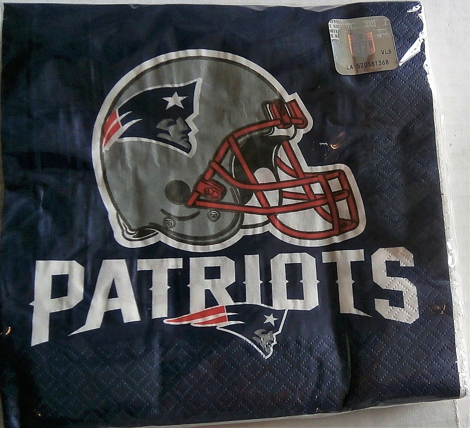 NEW ENGLAND PATRIOTS ~ Luncheon Napkins ~ 16 Ct ~ 2-Ply ~ 12 7/8″ X 12 7/8″
