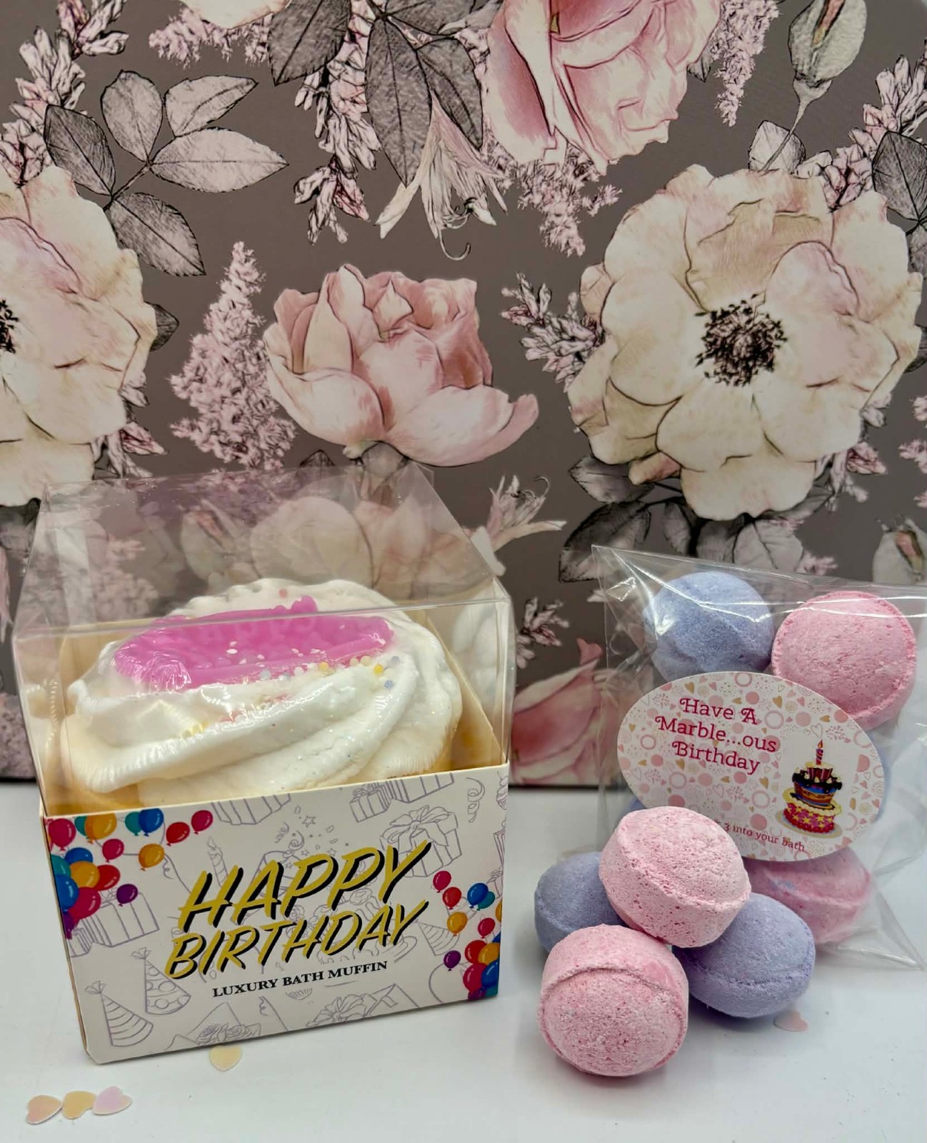 Ladies 18th BIRTHDAY Present Gift Box Scented Candles Bath Bombs Pamper Hamper