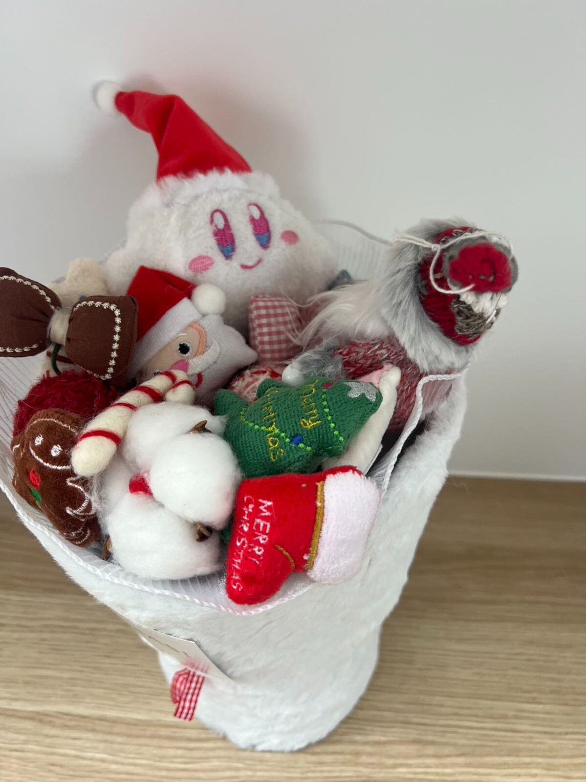 Festive Gift Plush Toy Bouquet, Christmas Present for Girlfriend or Family