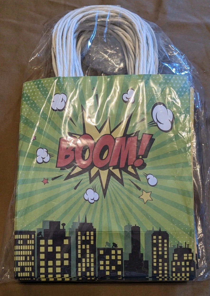 NEW Super Hero Birthday Party Set of 10: Plates, saucers, napkins, cup & 24 bags