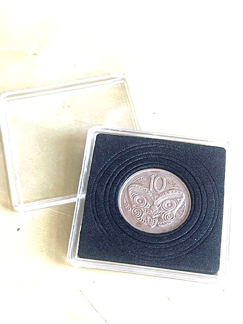 Unusual 50th Birthday Gift-1976 New Zealand Birth 10 cent coin – Present.