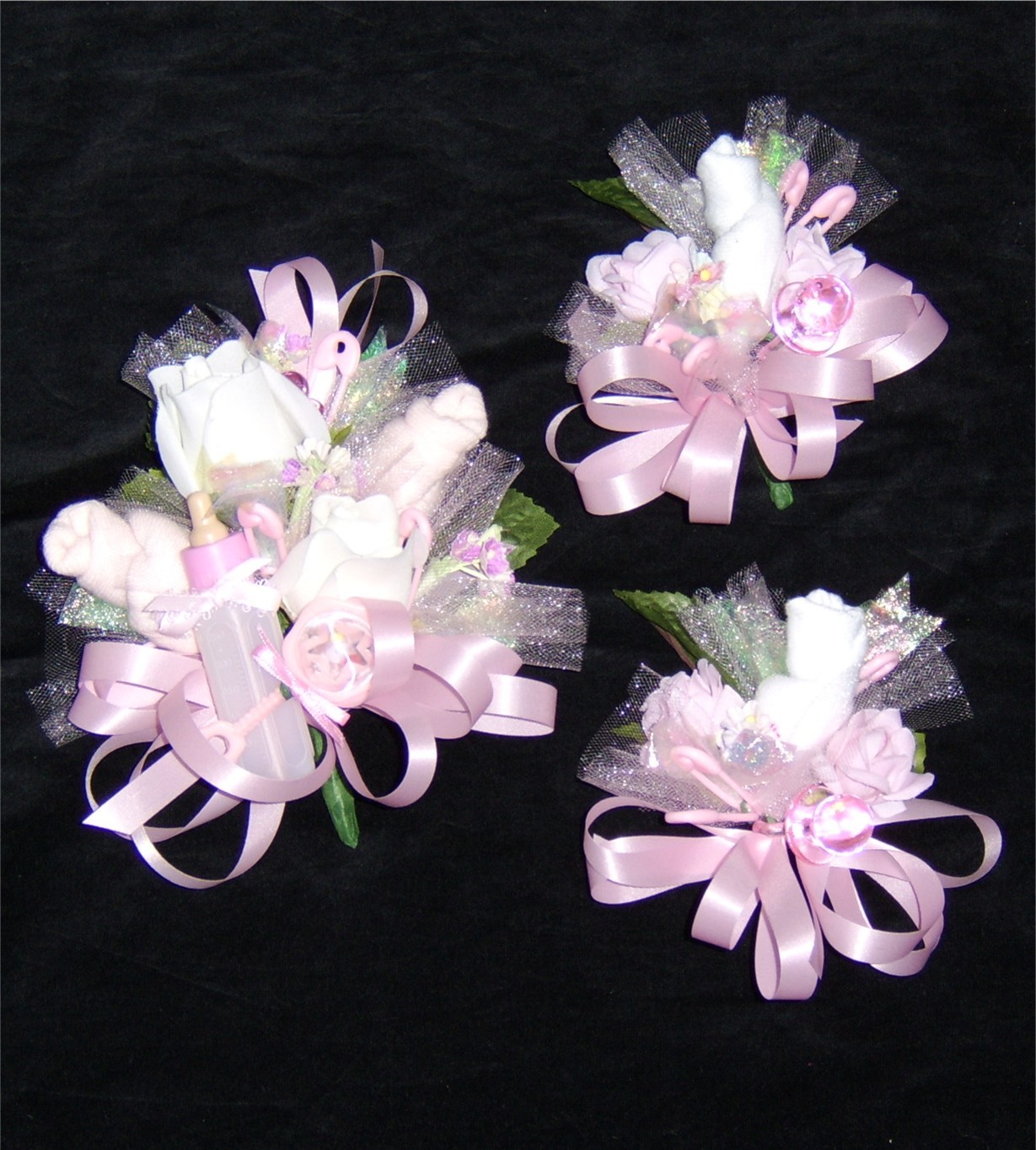 Baby Shower Corsage 3- with Pnk Baby Socks