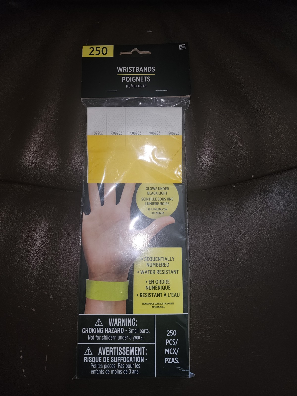 BRAND NEW AMSCAN WRISTBANDS YELLOW, 250 COUNT, GLOWS UNDER BLACK LIGHT