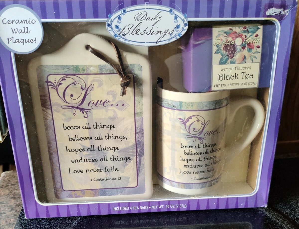 Daily Blessing Mug and Plaque Gift Set Foot Prints Love Black Tea