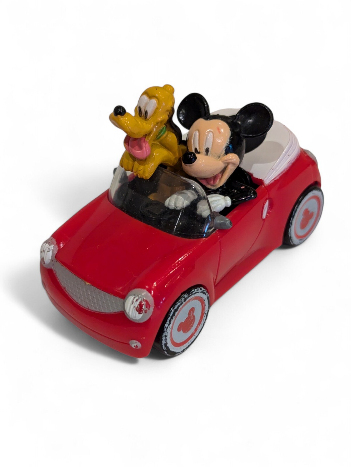 DecoPac Disney’s Mickey Mouse and Pluto in Rolling Red Car, 3 1/4″ L