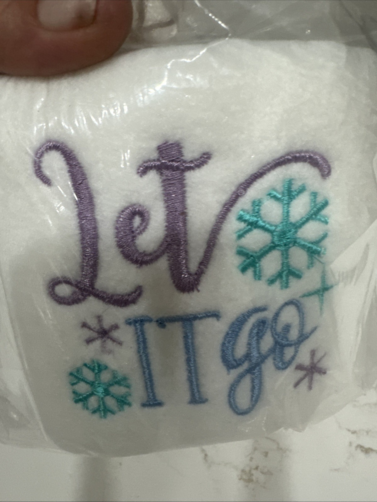 Christmas Embroidered Toilet Paper New “Let It Go” Joke Gag Gift