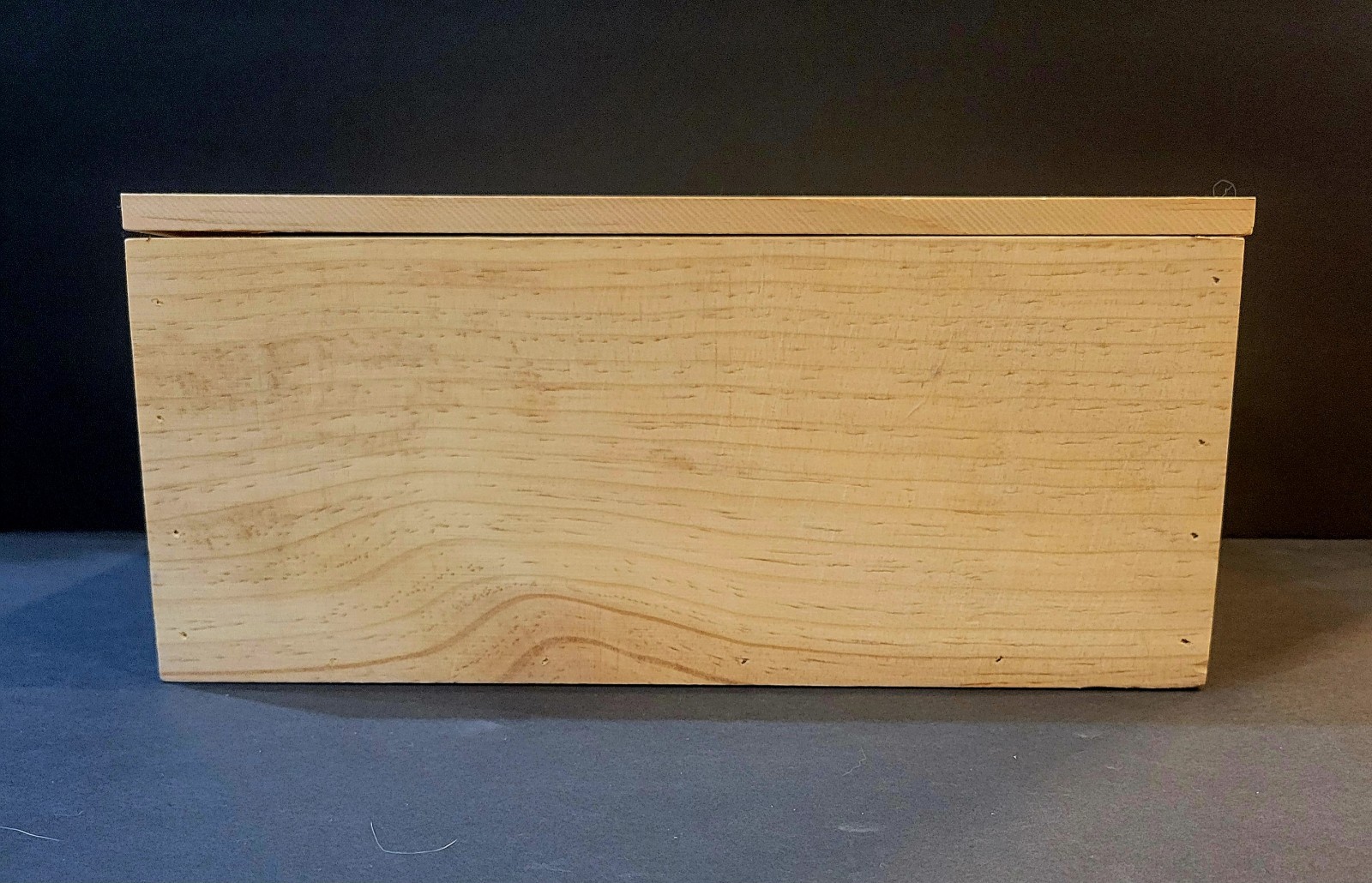 Olive & Cocoa wood box 12″ x 10″ x 5.25″