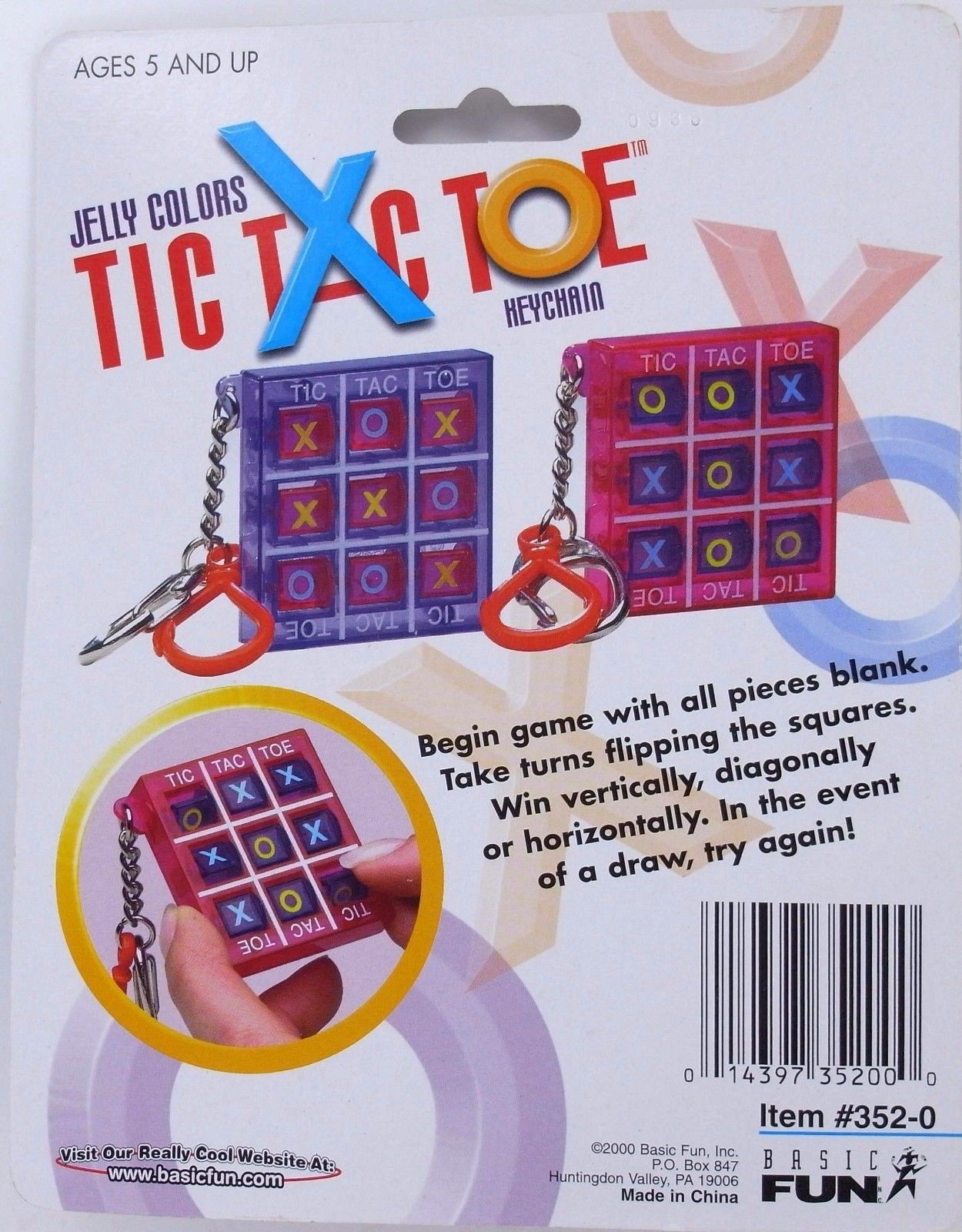 TIC TAC TOE Game Keychain Keyring X’s & O’s Really Works! Travel Doll Mini NEW