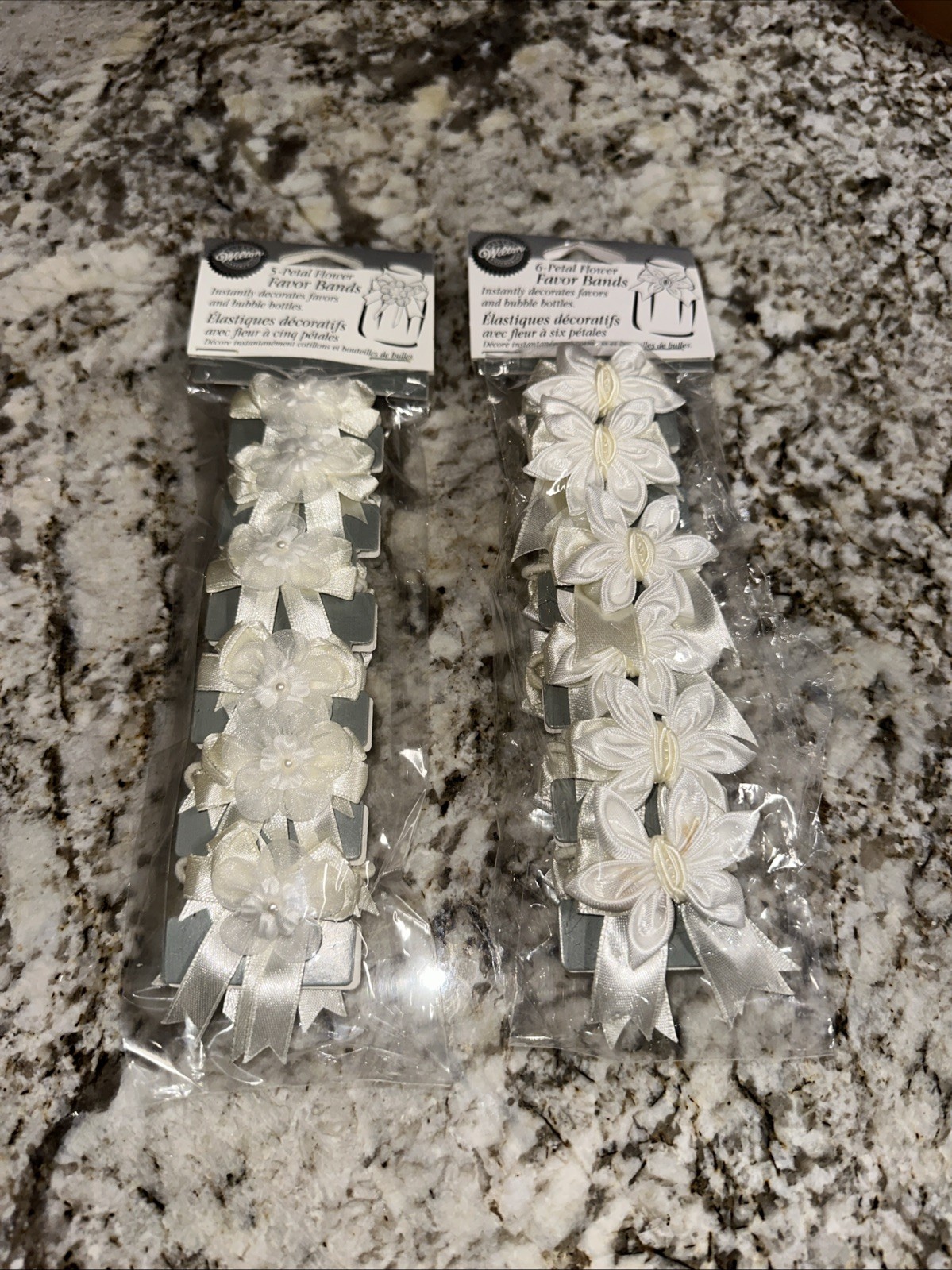 Wilton Bubble Bands 2 Packs Vintage Five-Petal Pearl 1999 2 Pack Of 12
