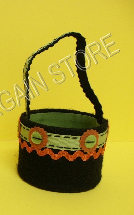 Pottery Barn Kids Halloween Trick Or Treat Candy Gift Cup Bag Tote Black