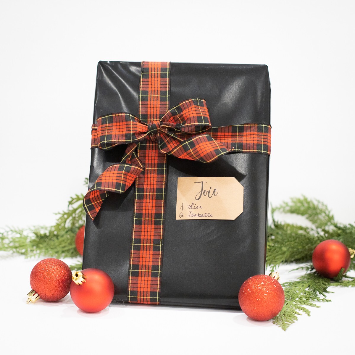 Natural Kraft French Charming Holiday Gift Tags Labels | 2 x 3″ Inch – 100 Pack