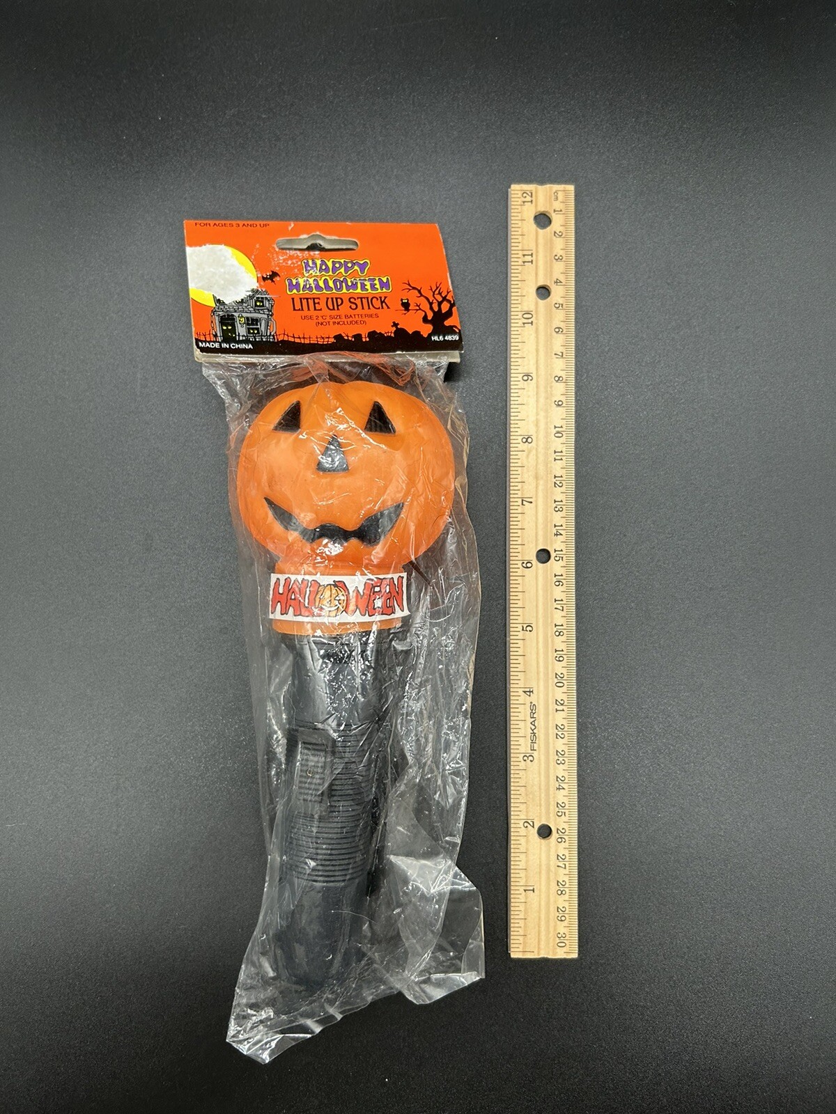 Vintage Happy Halloween 9″ Jack O Lantern Lite-Up Stick Trick or Treating Light!
