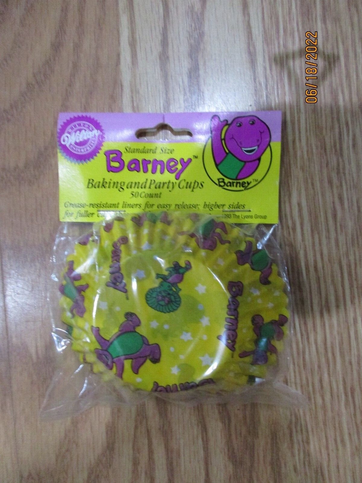 Barney Standard Size Cupcake Baking Party Cups 50ct 2 ” Vintage 1993 Wilton NOS
