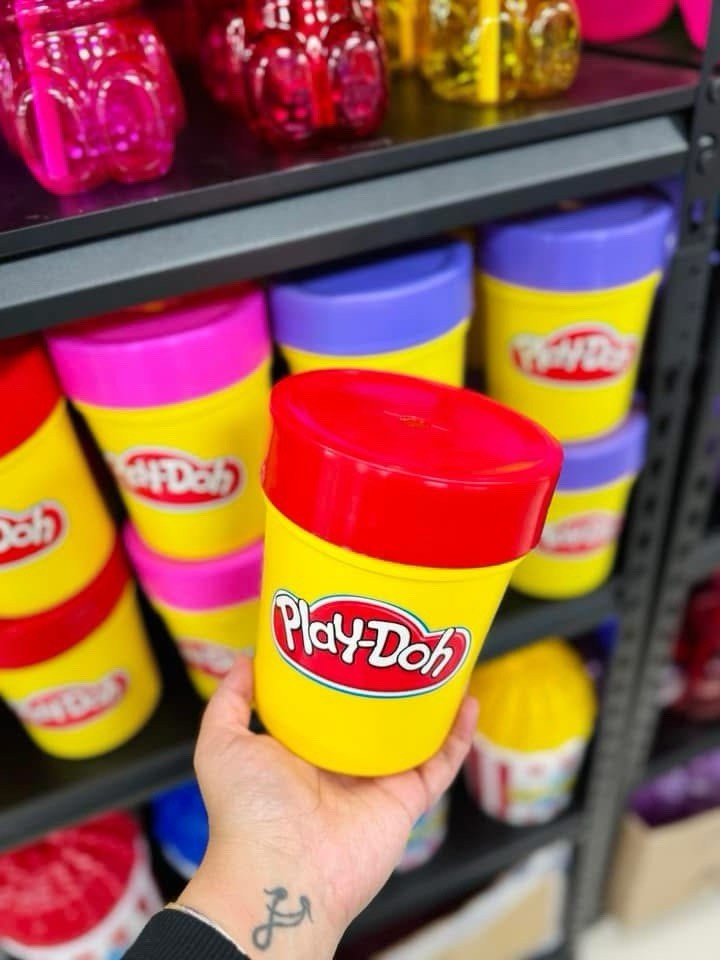 Play Doh Dulcero 10 Pcs Plastic Cup & Birthday Party Candy Favor Piñata 13x12cm