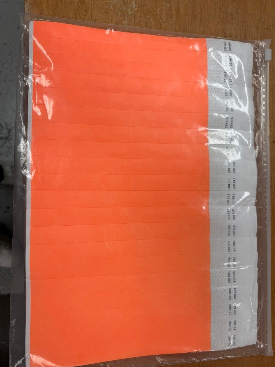 1000 3/4″ Detachable Tab Neon Orange Tyvek Wristbands pulseras brazaletes raffle