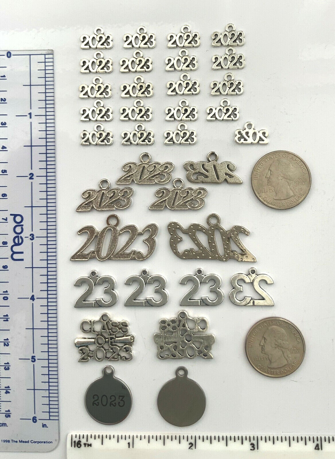 2023 YEAR NUMBER GRADUATION CAP HAT CHARMS 11 STYLES, GOLD/SILVER TONE & BONUS
