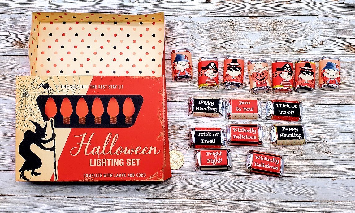 16 Pc-Halloween Retro-Treat Box-Candy Wrappers-Lights-Party Favor-Gift Box