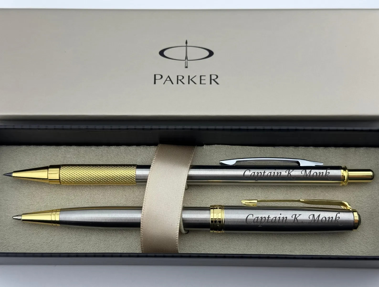 Engraved Parker Pen & Mechanical Pencil Set – Ideal Gift for Coworkers