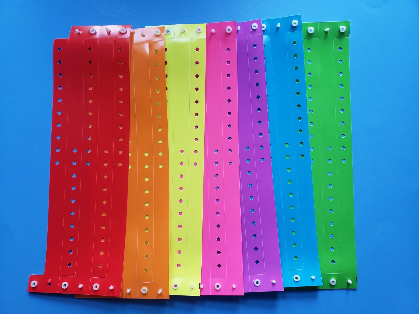 35 NEON BRIGHT ASSORTED PLASTIC/ VINYL WRISTBANDS, WRIST BANDS FOR EVENTS .75″