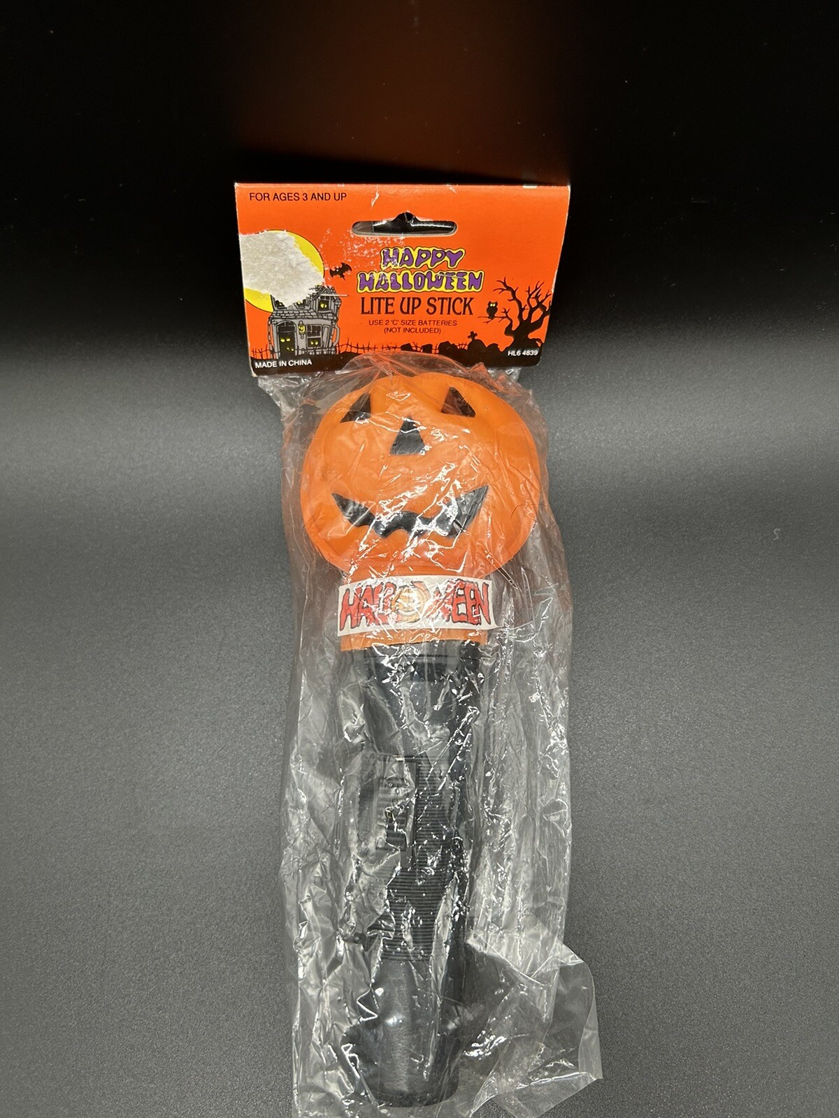 Vintage Happy Halloween 9″ Jack O Lantern Lite-Up Stick Trick or Treating Light!