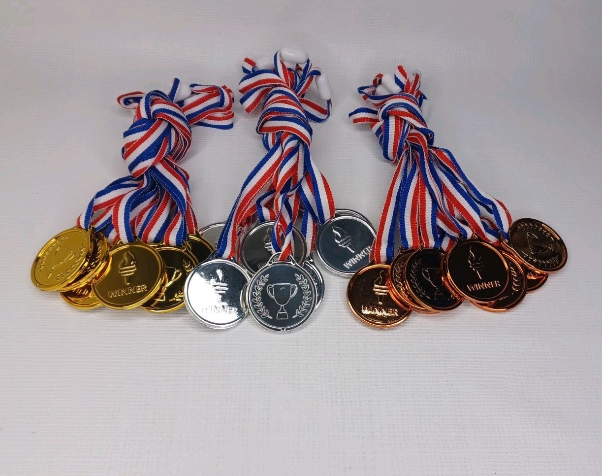 Plastic Award Medals Set Of 24 Gold Silver Bronze 1st 2nd 3rd Place Medal