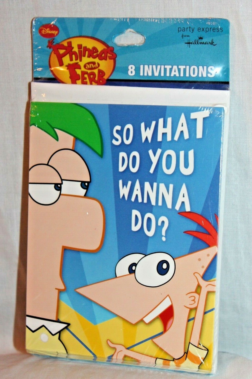 NEW IN PACKAGE PHINEAS AND FERB 8 – INVITATIONS PARTY SUPPLIES