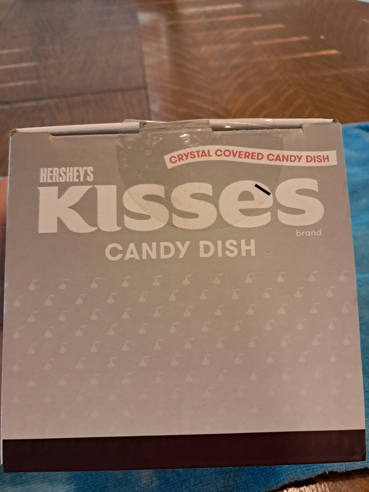 Glass Hershey Kiss Candy Dish – A Sweet and Stylish Delight Medium Blush