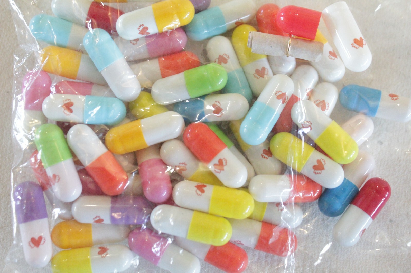 10pcs Message in a Bottle Pill Love Note Capsule Birthday Wedding Valentine Gift