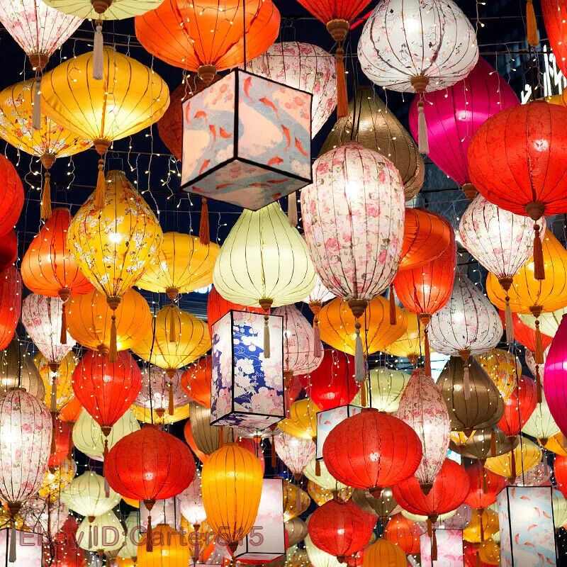 Chinese Lantern Traditional Silk Lantern Balcony Party New Year Hanging Lanterns
