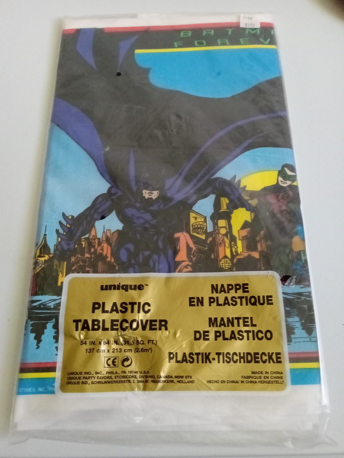 1995 DC Comics, Batman Forever Party Plastic Tableclover 54 In X 84 In