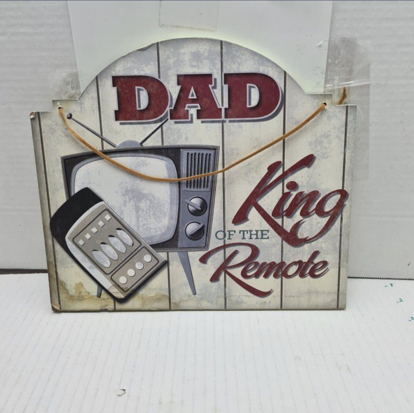 Funny Man Cave Sign “King of the Remote” Garage Pub Bar sign Gift For Men Dad