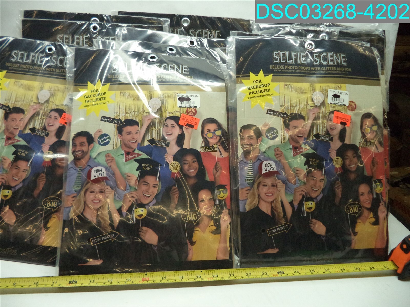 QTY=12: Selfie Scene Deluxe Graduation Photo Props 013051717124