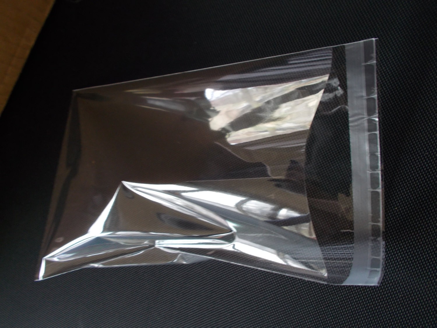 Clear Resealable Recloseable Self Seal Adhesive Cello Lip Tape Plastic 100 bags