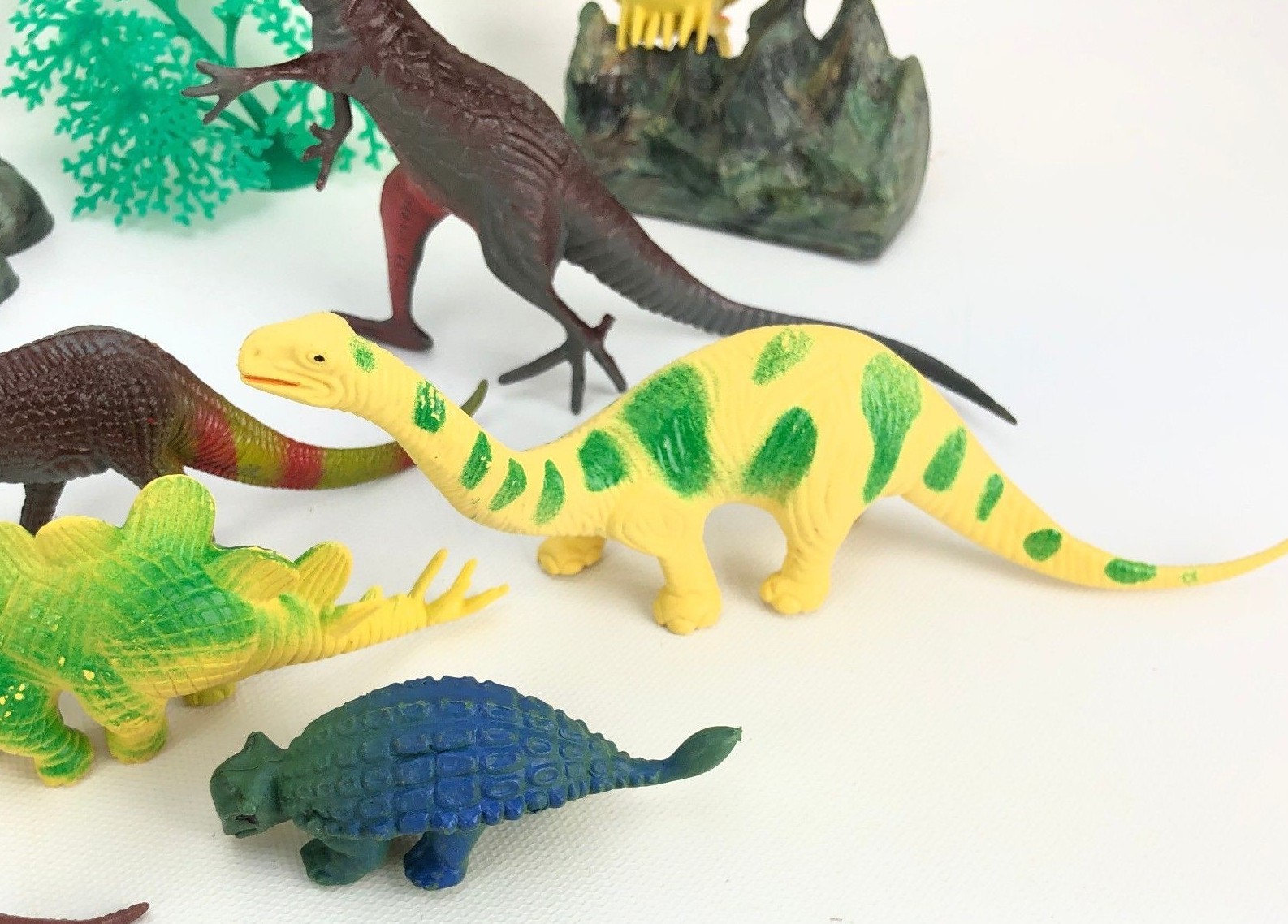 Lot 15 Cake Decoration Toys Dinosaur pterodactyl T Rex Long Neck Rocks Trees Set