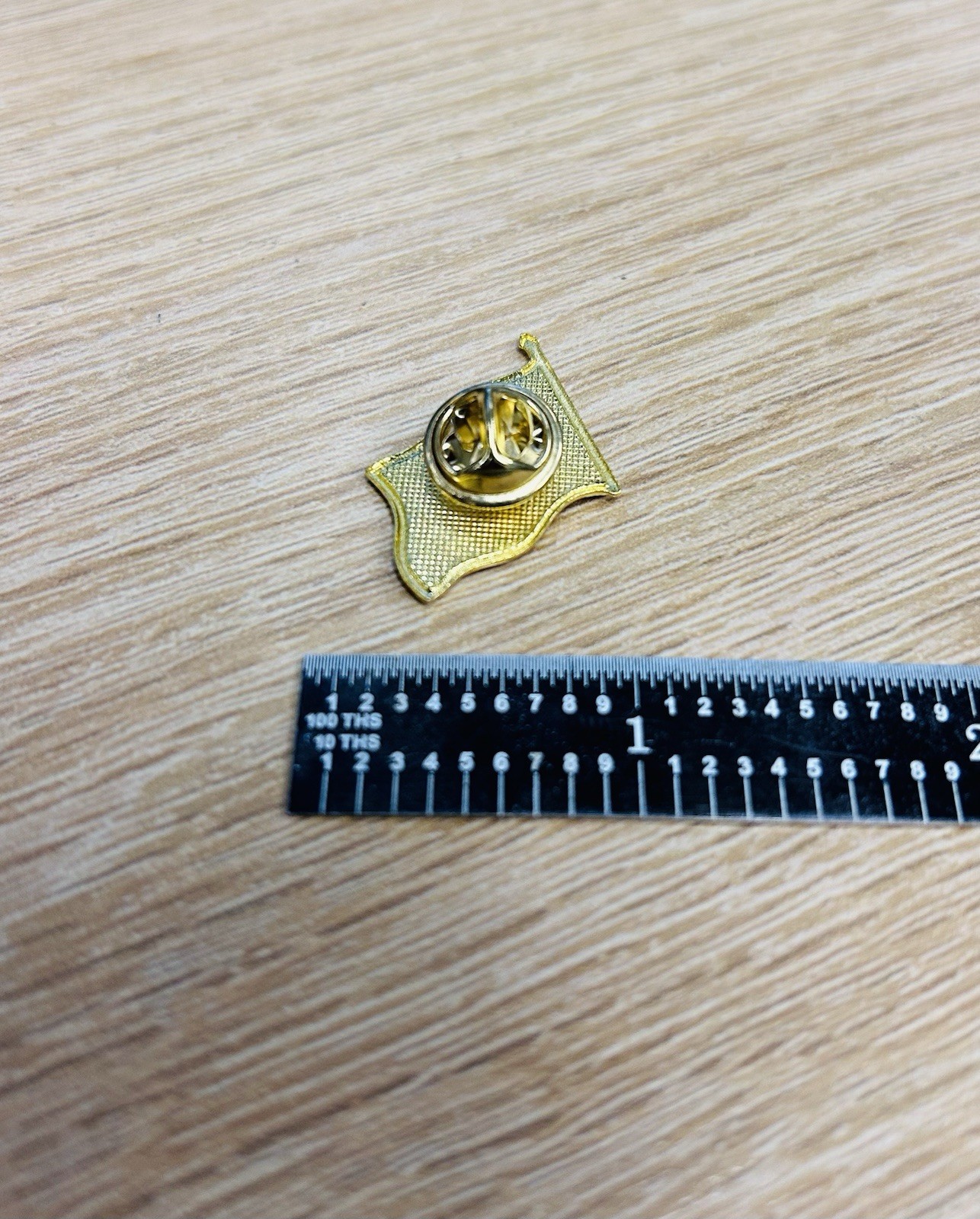 US American Flag Lapel Pin – Made in USA, High-Quality Patriotic USA Badge 🎖️