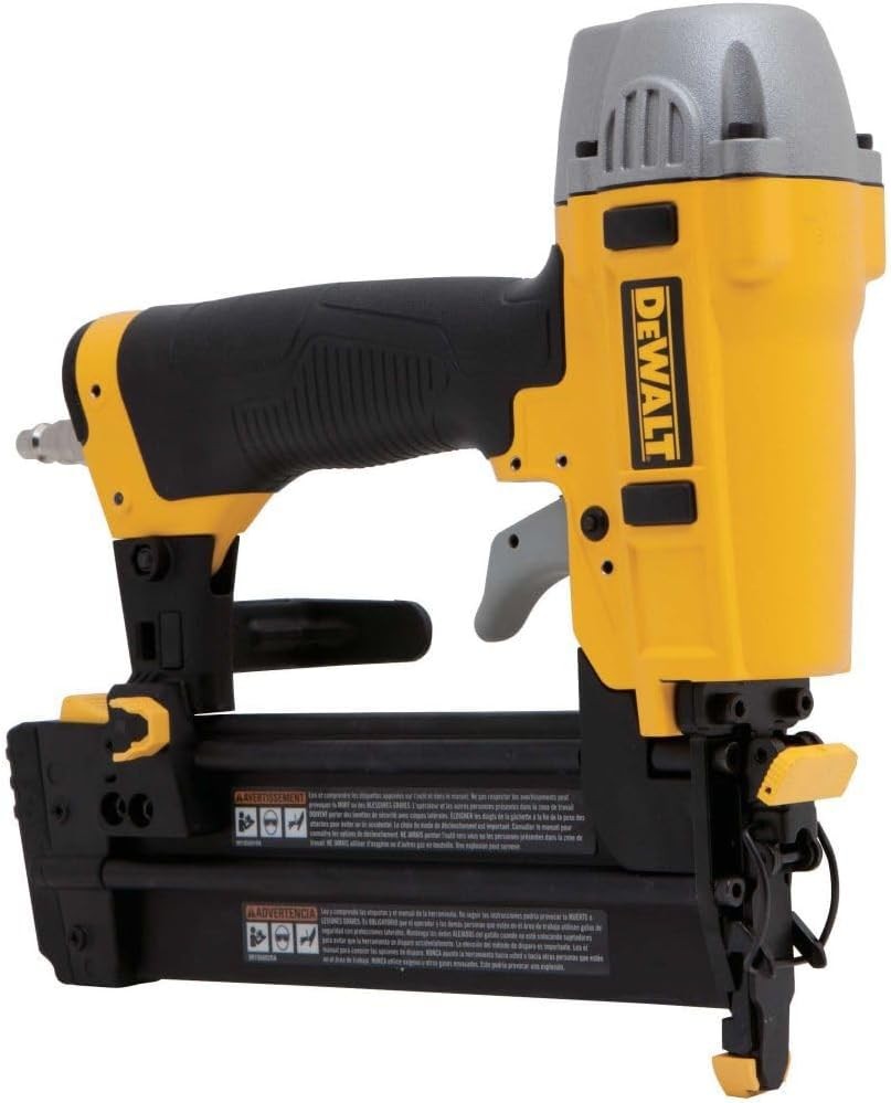 Brad Nailer Kit, 18GA, 5/8-Inch to 2-Inch, Pneumatic (DWFP12231)