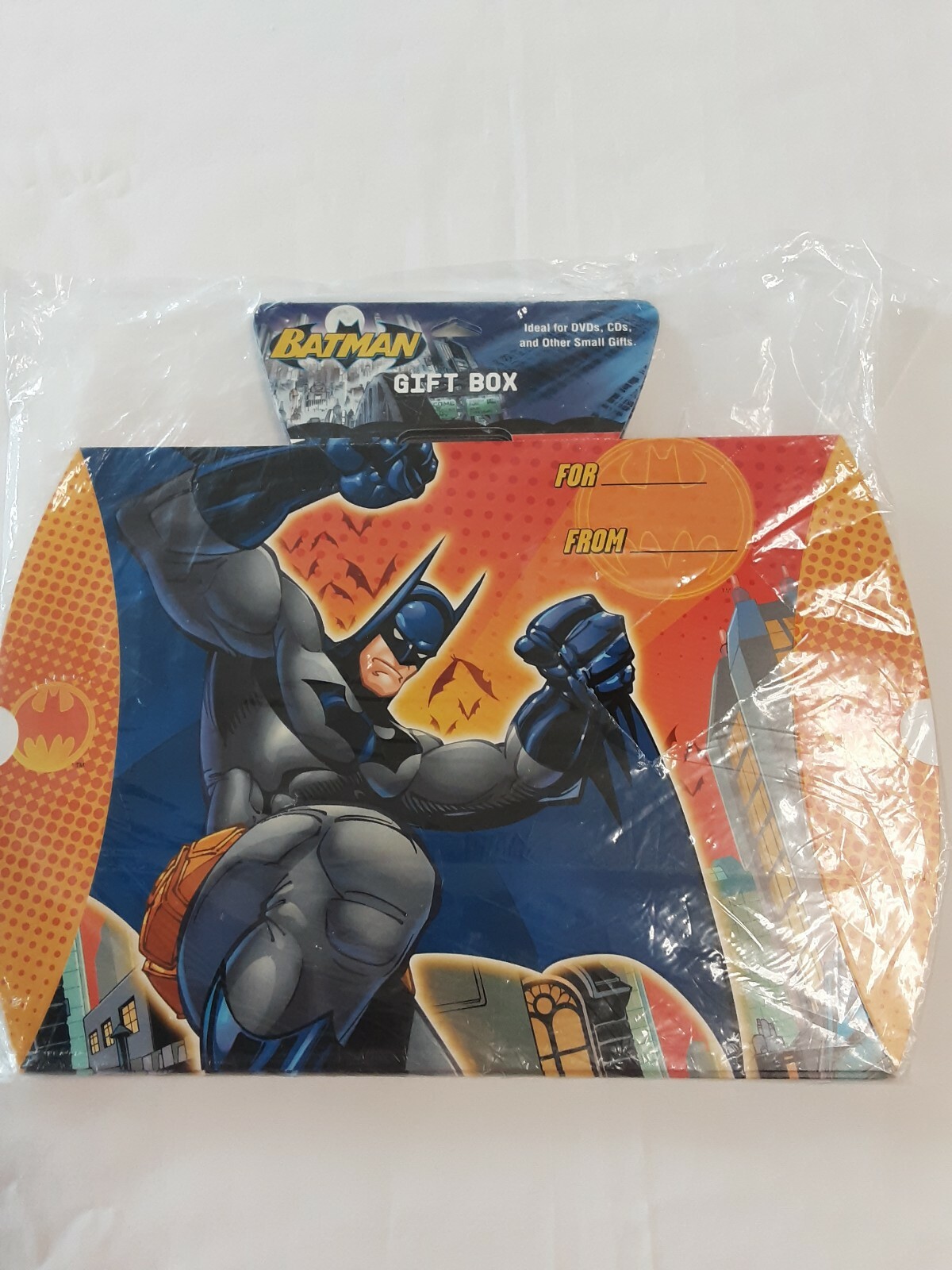 Batman Party Bundle 6 Small Gift/Favor Boxes, Paper Straws & 24 Baking Cups NEW!