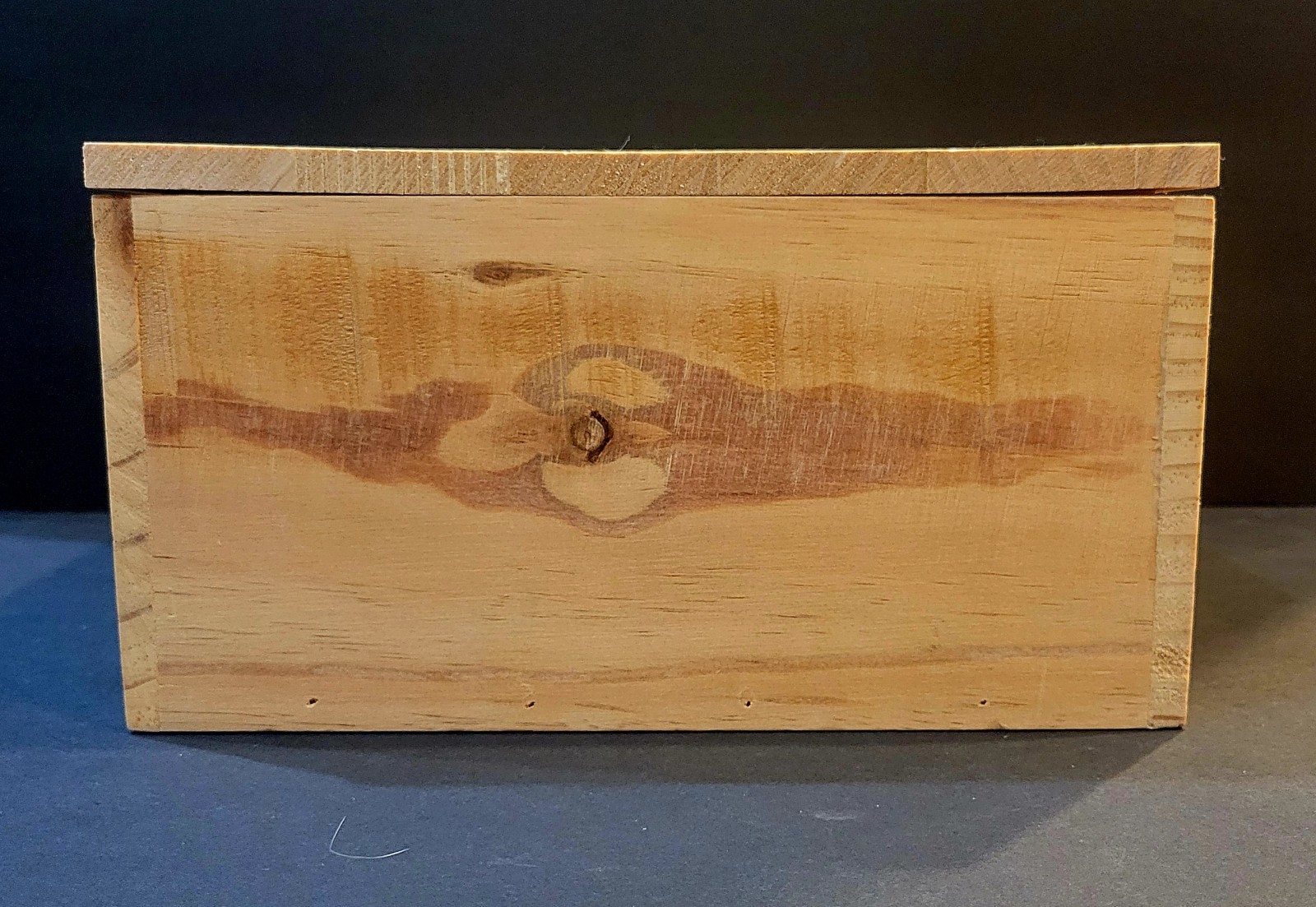 Olive & Cocoa wood box 12″ x 10″ x 5.25″