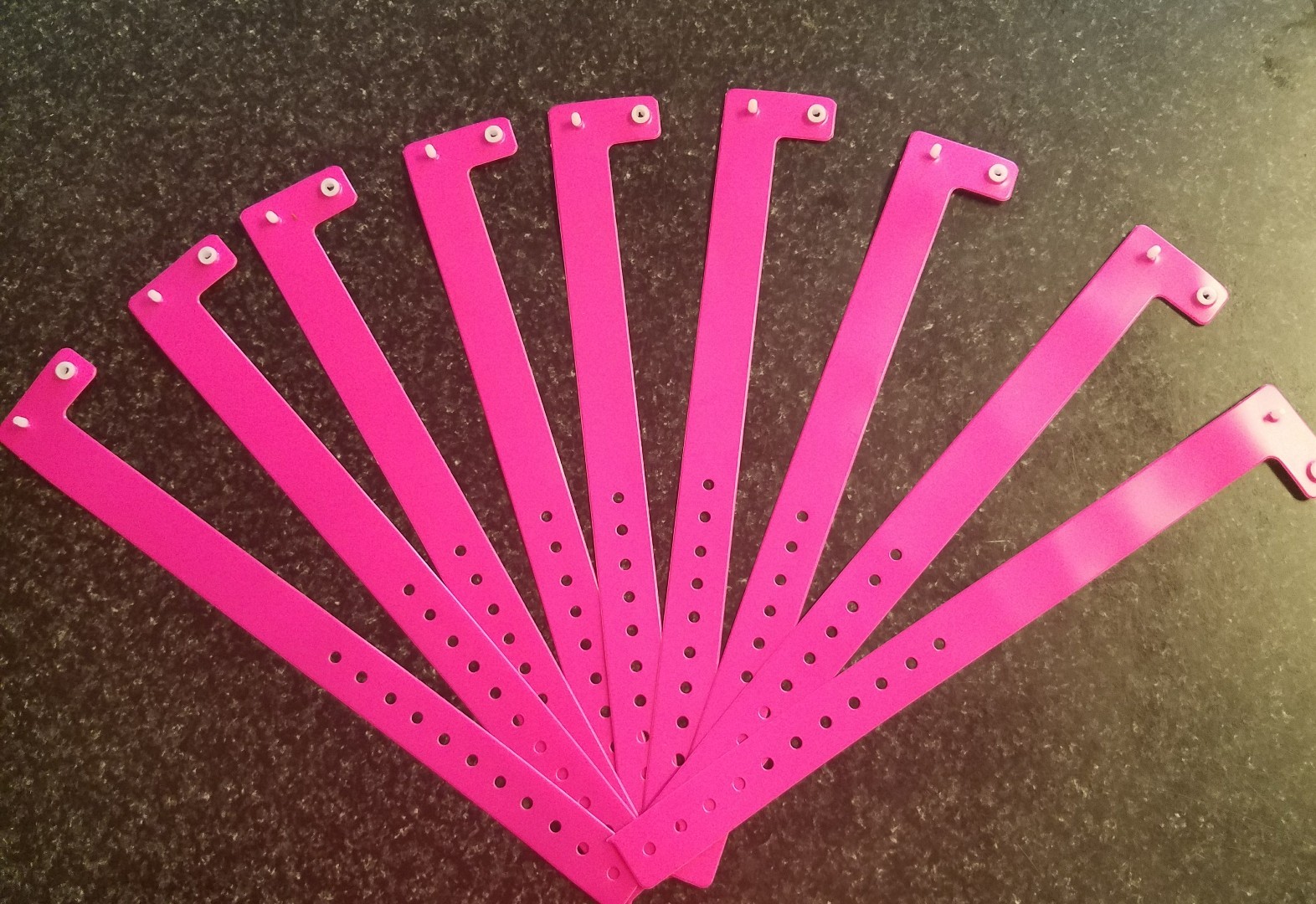 50 3/4″ NEON PINK PLASTIC/ VINYL WRISTBANDS, WRISTBANDS FOR EVENTS,
