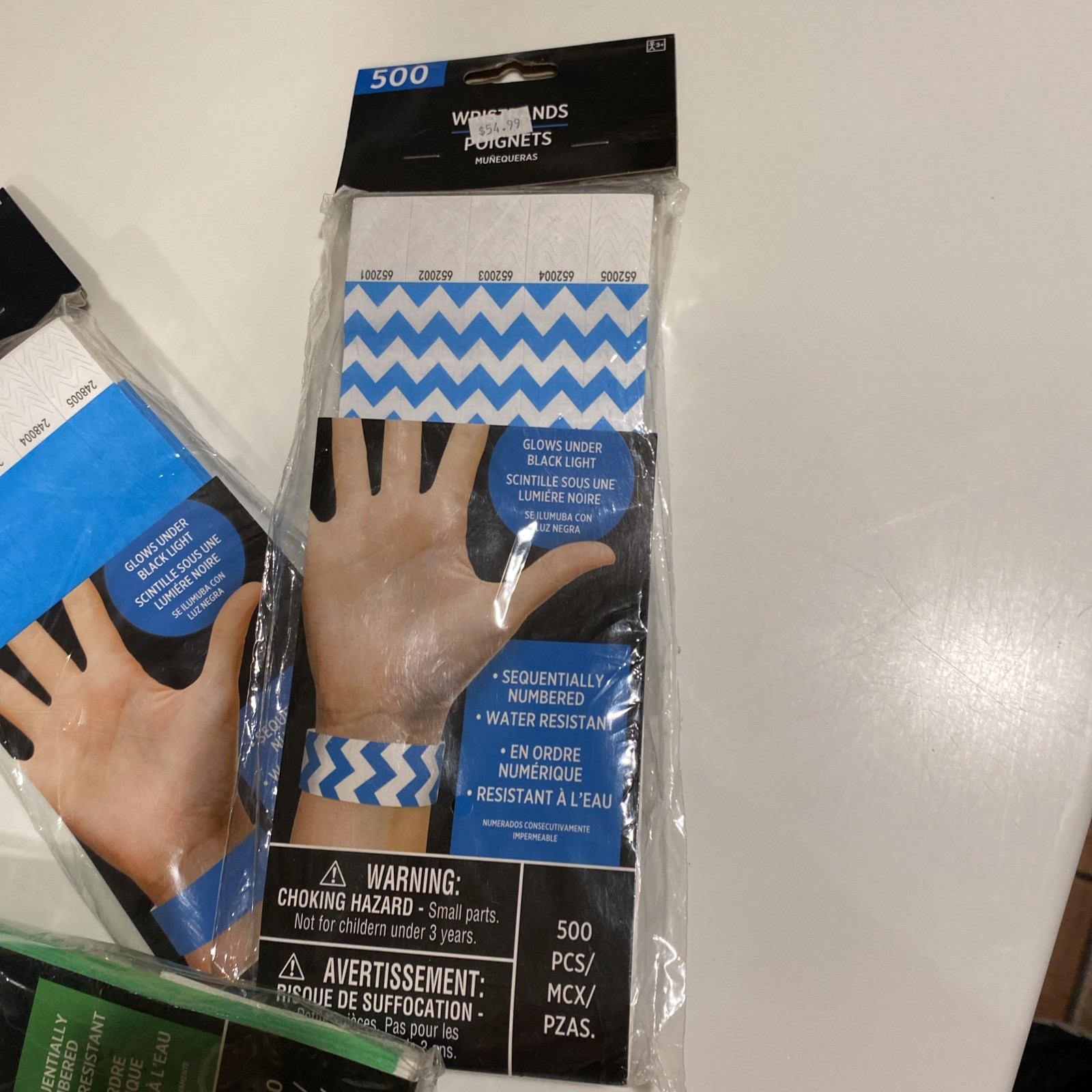 Amscan Tyvek Wristbands 2000 Count New Assorted Colors Solid & Chevron Numbered