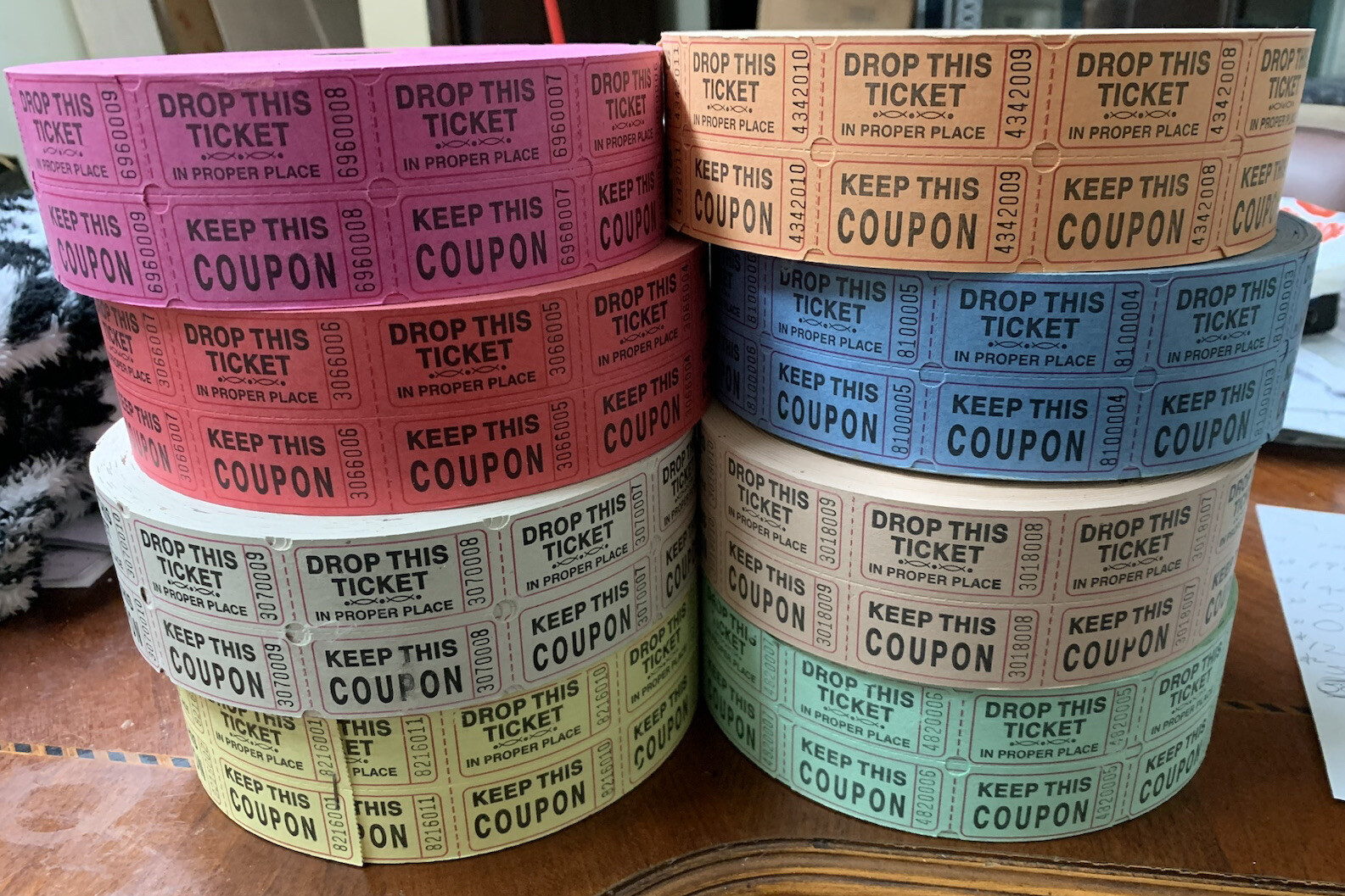 Raffle Tickets Roll of 2000 Double Stub Keep This Coupon Carnival Ticket WHITE
