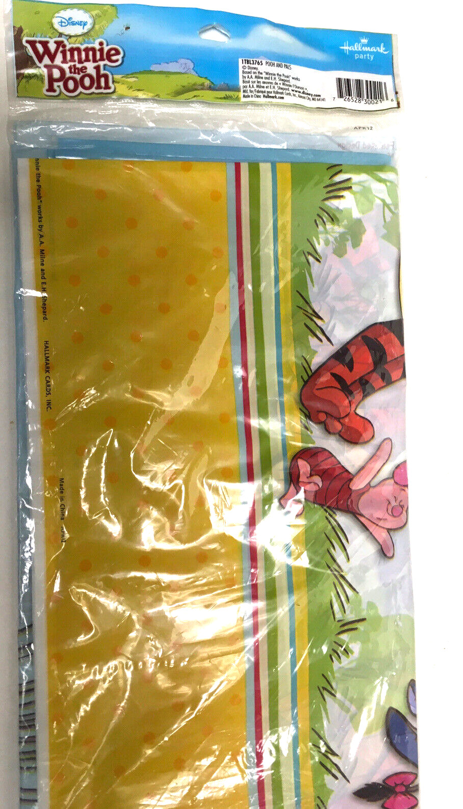 WINNIE THE POOH TOGETHER TIMES TABLECOVER PARTY SUPPLIES NIP