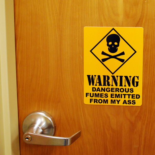 “WARNING DANGEROUS FUMES EMITTED FROM MY ASS” Prank gag joke skull fart poo sign