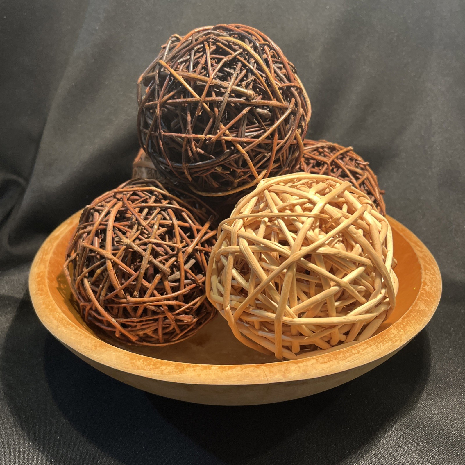 VTG Wooden Bowl with Set of 5 Natural Woven Twig Balls Home Decoration Decor