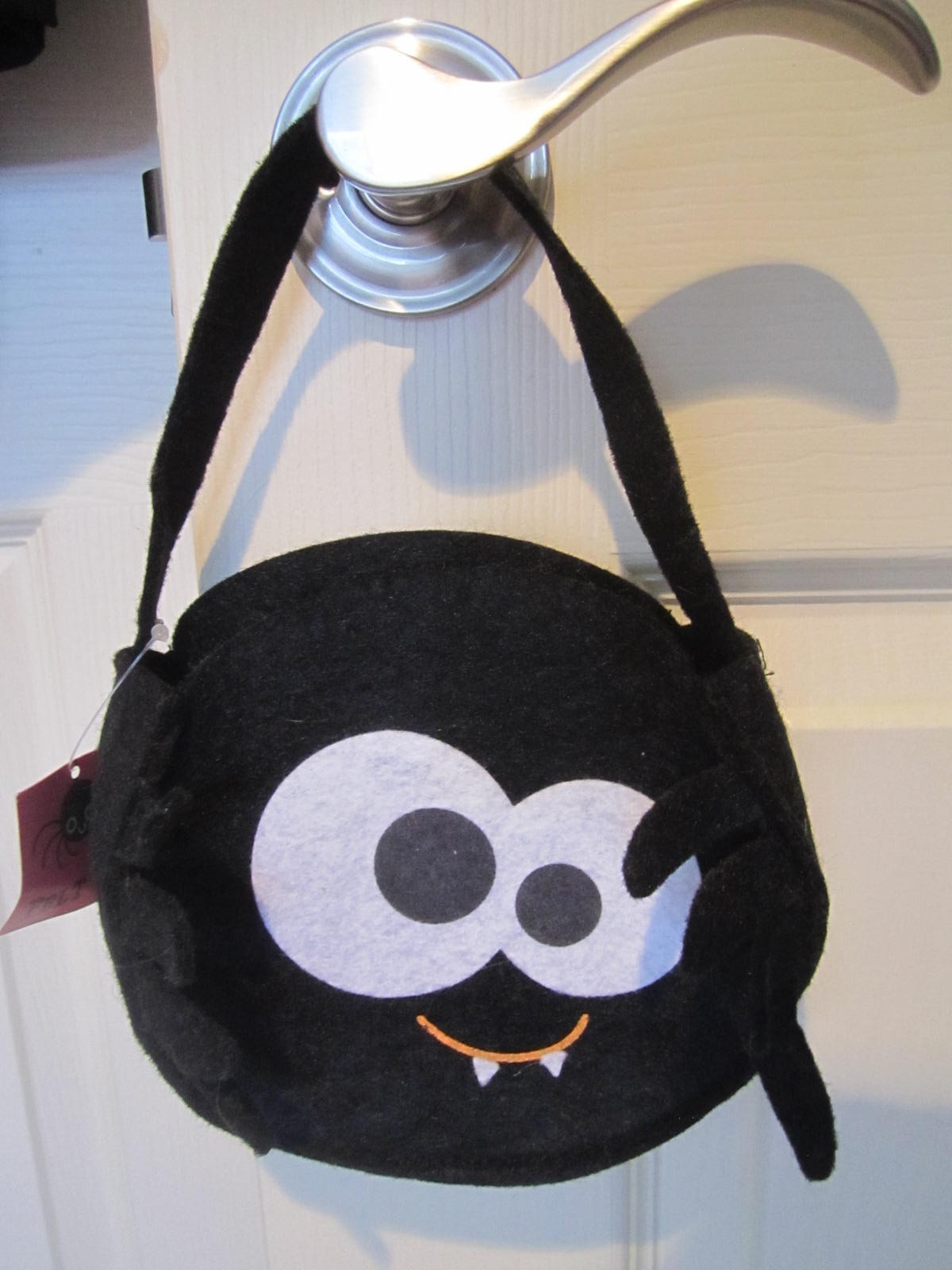 4 NWT SMALL FELT HALLOWEEN BAGS SPIDER PUMPKIN CANDY CORN BOO HALLOWEEN DECOR