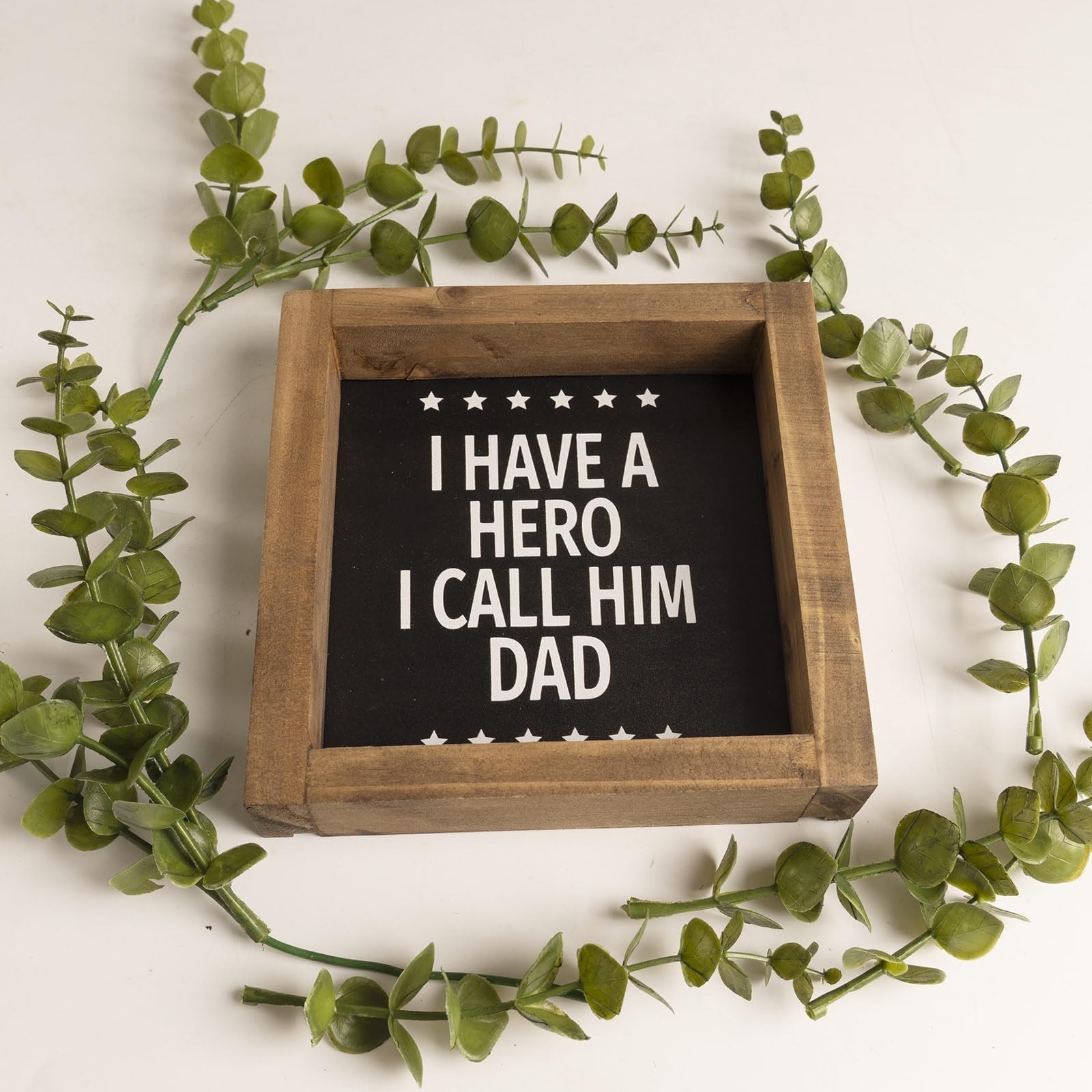 Wooden Dad Sign, 6 Inch Fathers Birthday Gifts Papa Plaque Decorations for Ho…